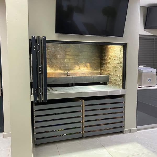 Indoor Braai & Louver Enclosure